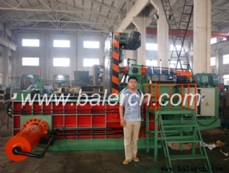 Y81F-2500 Integral design metal baler send to Russia