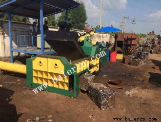 hydraulic scrap metal baler Y81T-2500 use in Thailand